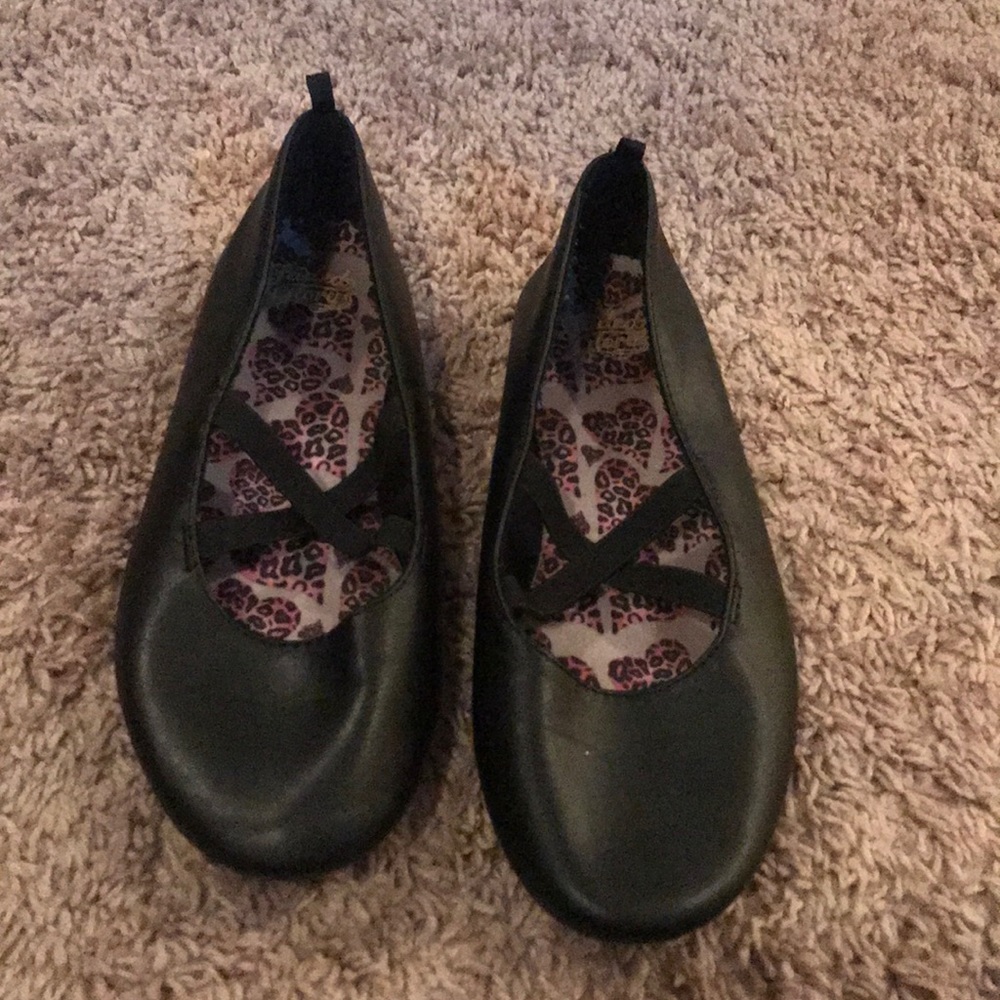 gently worn cute girl shoes